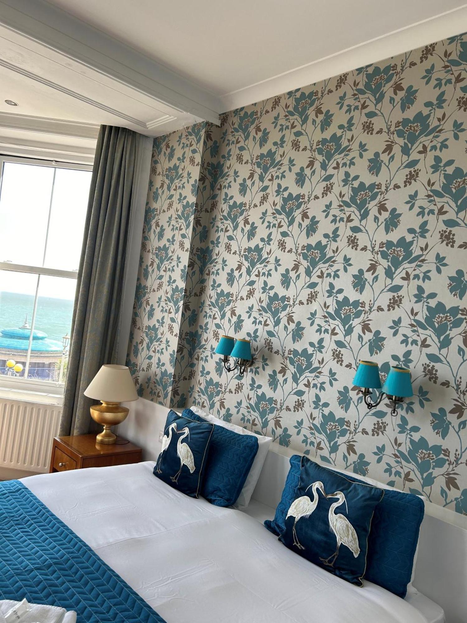 The Cumberland Hotel Eastbourne Ngoại thất bức ảnh