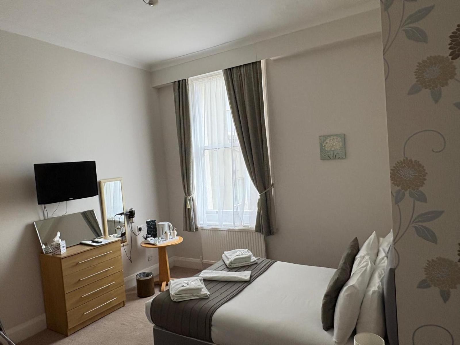 The Cumberland Hotel Eastbourne Ngoại thất bức ảnh