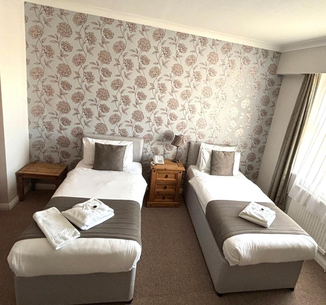 The Cumberland Hotel Eastbourne Ngoại thất bức ảnh