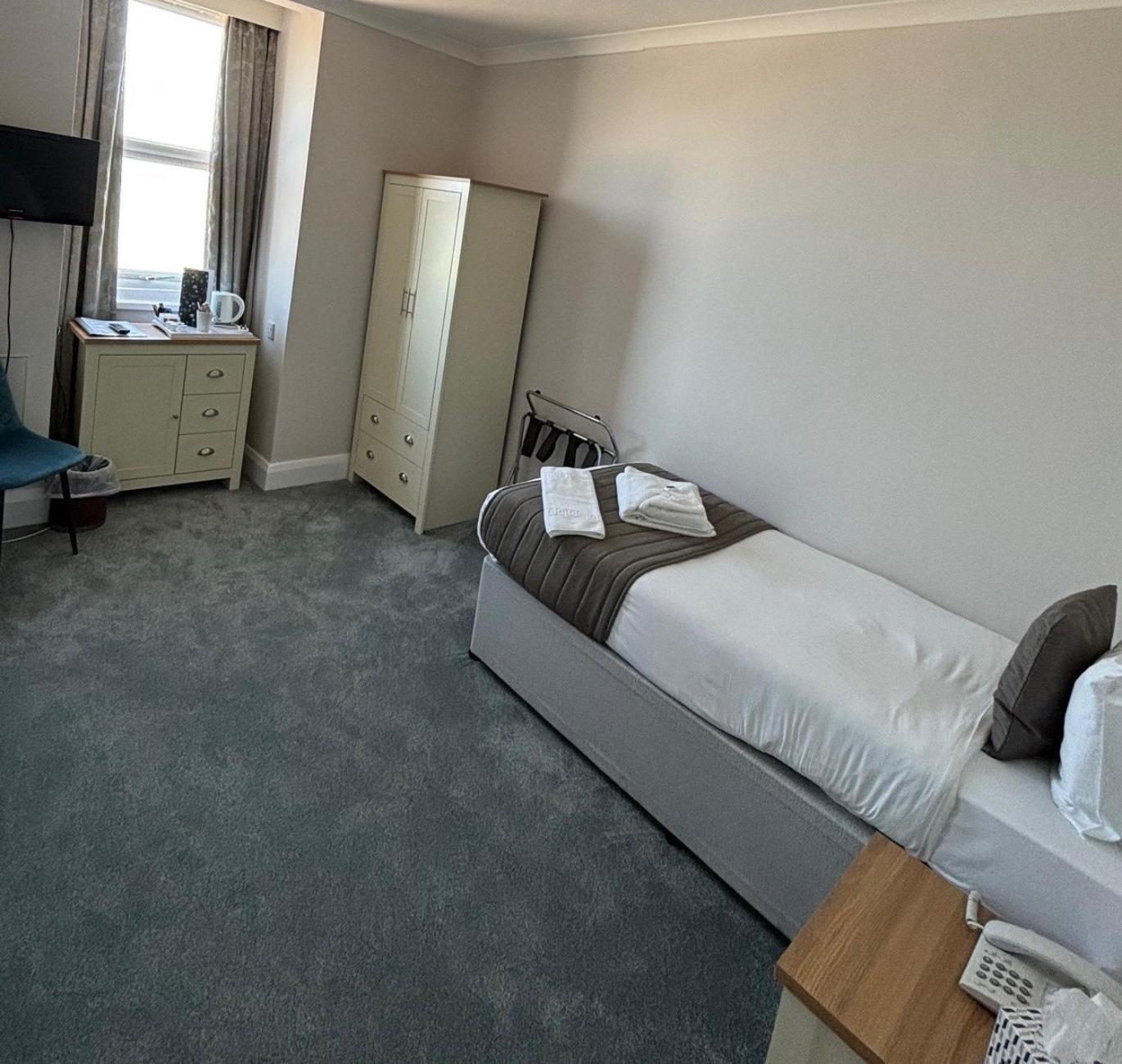 The Cumberland Hotel Eastbourne Ngoại thất bức ảnh